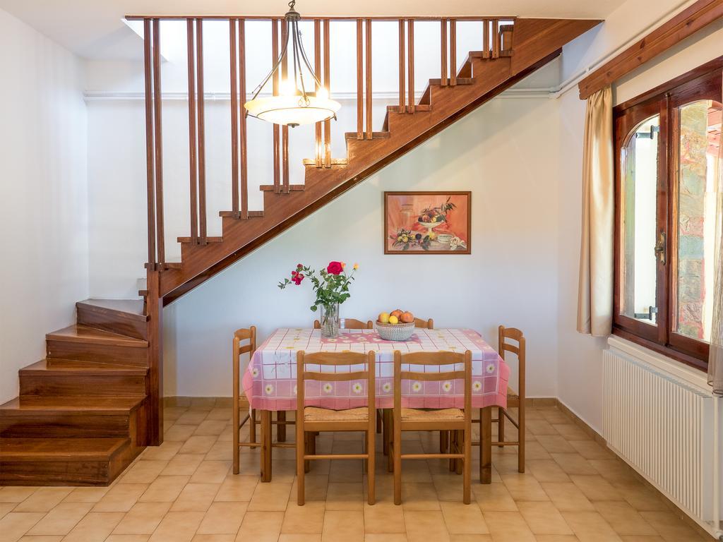 Romantic Corner Maisonette Houses Sztalósz Kültér fotó